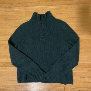 Banana Republic 100% Merino Wool Forest Green Turtleneck Sweater